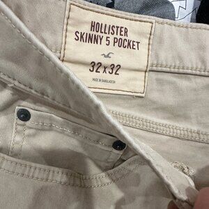 Hollister Men's Pants-Skinny 5 Pocket Light Khaki Color Sz. 32X32